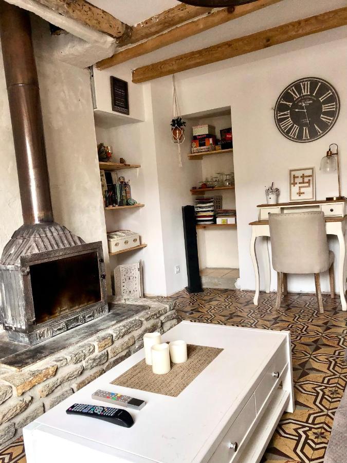 La Maison De Tonton Les Aires Eksteriør bilde
